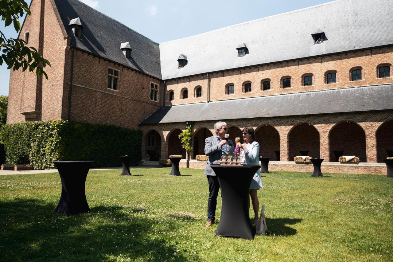 Priorij Corsendonk Hotel Oud-Turnhout Exterior foto