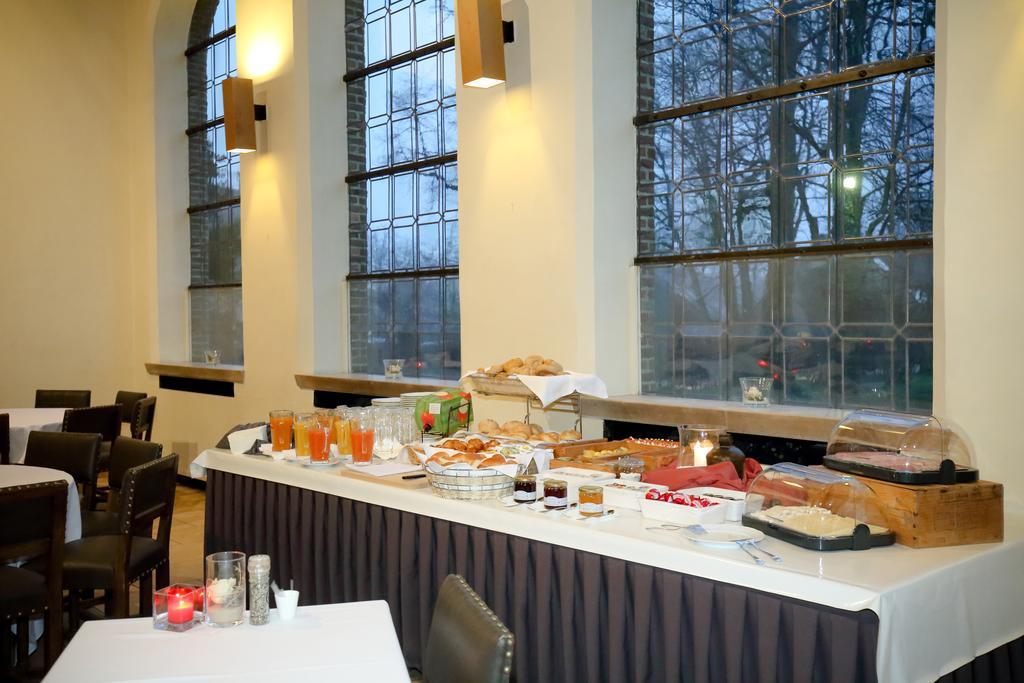 Priorij Corsendonk Hotel Oud-Turnhout Exterior foto